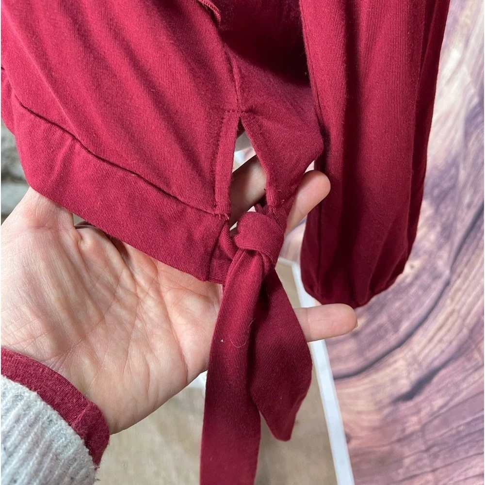 J. Crew Mercantile burgundy red ruffle V-neck  blouse women’s size L - Picture 6 of 16